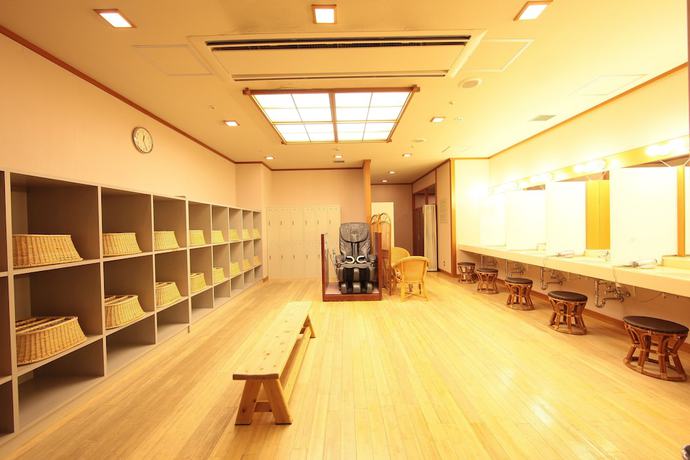 Imagen de la piscina del Hotel Monarque Tottori. Foto 20