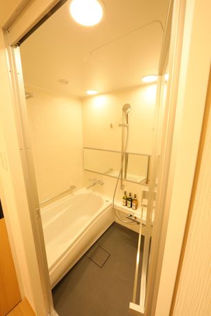 Imagen de la habitación del Hotel Monarque Tottori. Foto 8