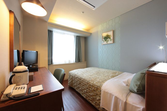 Imagen de la habitación del Hotel Monarque Tottori. Foto 17