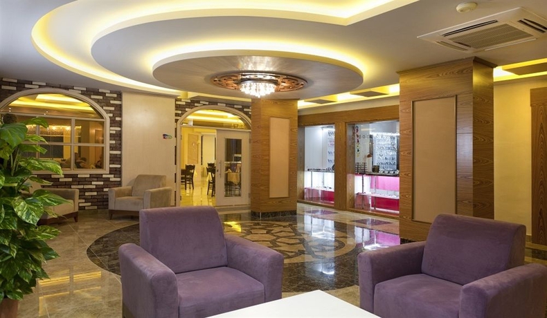 Imagen de los interiores del Hotel Monart City - All Inclusive. Foto 3