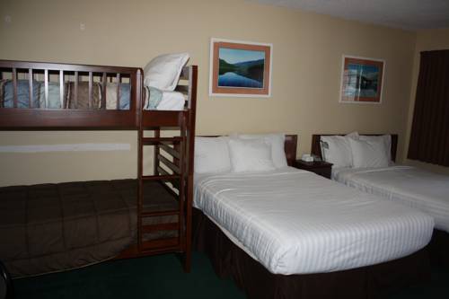 Imagen general del Hotel Monashee Lodge, Revelstoke. Foto 1