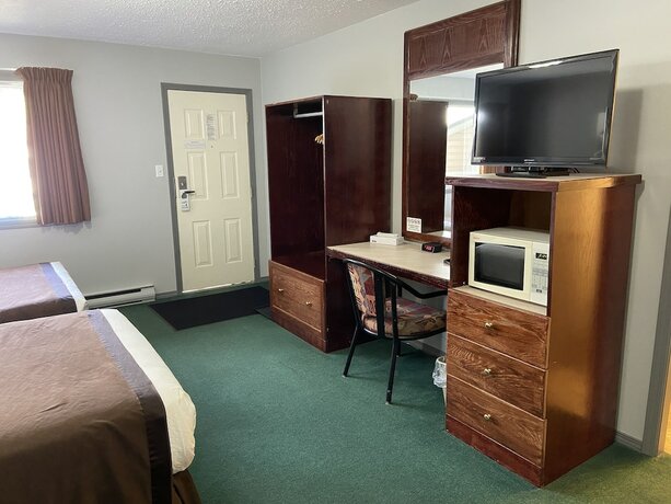 Imagen de la habitación del Hotel Monashee Lodge, Revelstoke. Foto 19