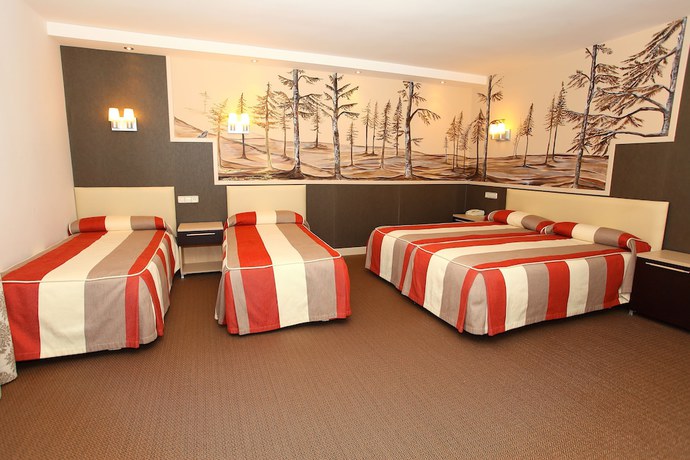 Imagen de la habitación del Hotel Monasterio De Leyre. Foto 2