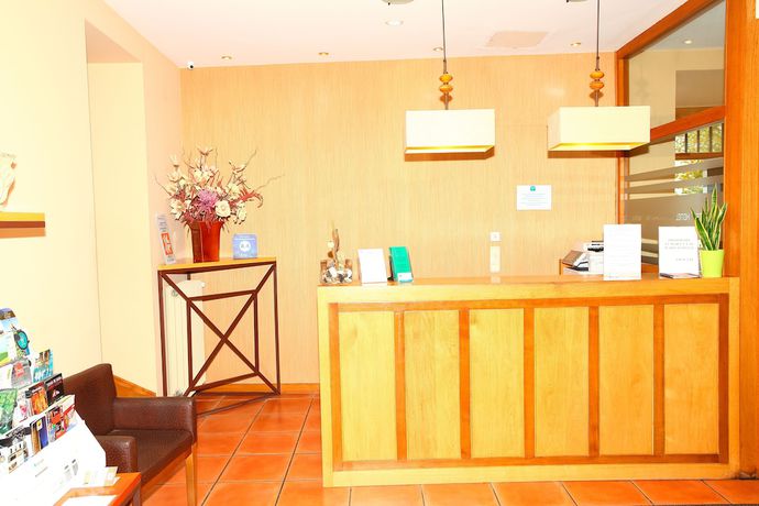 Imagen de los interiores del Hotel Monasterio De Leyre. Foto 16