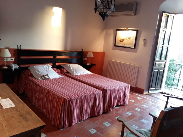 Imagen de la habitación del Hotel Monasterio De San Francisco. Foto 4