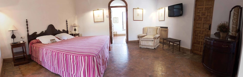 Imagen de la habitación del Hotel Monasterio De San Francisco. Foto 5