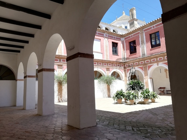 Imagen de la habitación del Hotel Monasterio De San Francisco. Foto 13