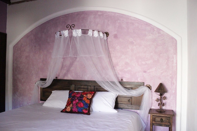 Imagen de la habitación del Hotel Monasterio. Foto 7