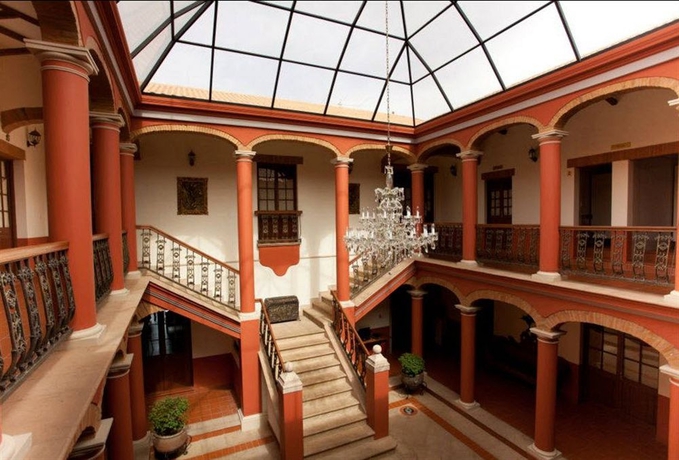 Imagen de los interiores del Hotel Monasterio, Sucre. Foto 6