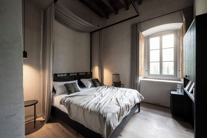 Imagen de la habitación del Hotel Monastero ARX VIVENDI. Foto 10