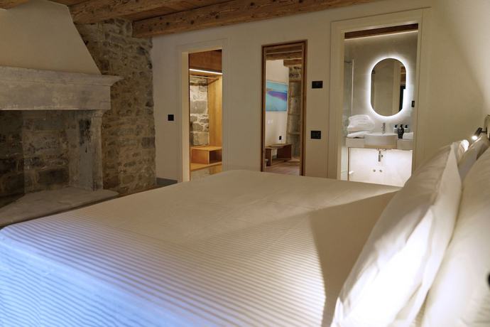 Imagen de la habitación del Hotel Monastero Sant Alberico Relais. Foto 9