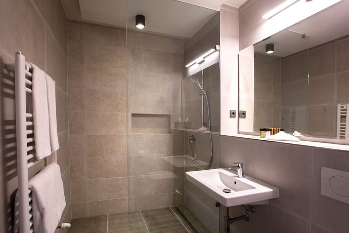 Imagen de la habitación del Hotel Monastery Boutique Budapest. Foto 17