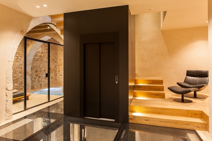 Imagen de los interiores del Hotel Monastery Estate Venetian Harbor. Foto 16