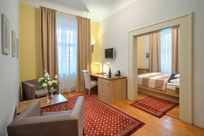 Imagen de la habitación del Hotel Monastery. Foto 4