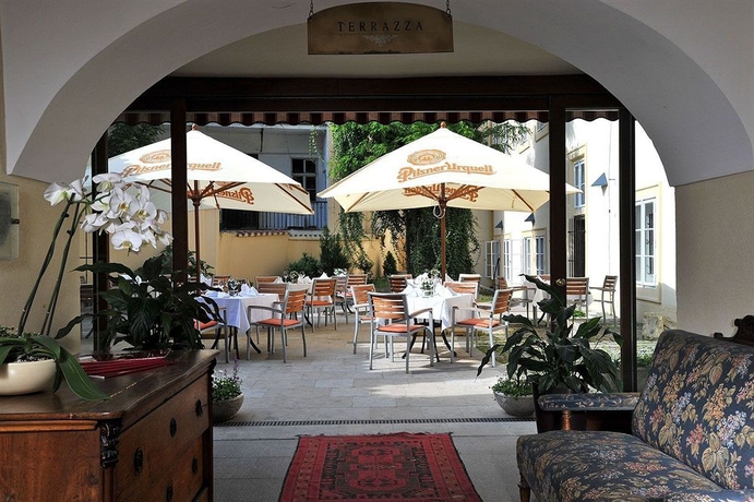 Imagen del bar/restaurante del Hotel Monastery Garden Prague. Foto 4