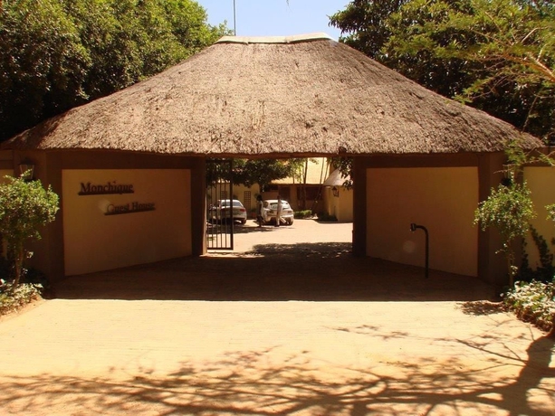 Imagen general del Hotel Monchique Guest House. Foto 2