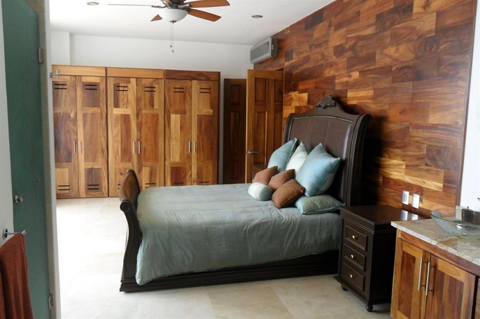 Imagen de la habitación del Hotel Mondavi, Puerto Vallarta. Foto 2