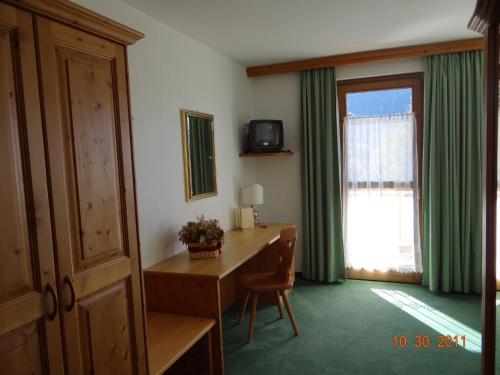 Imagen general del Hotel Mondeval. Foto 4