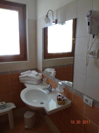 Imagen general del Hotel Mondeval. Foto 10