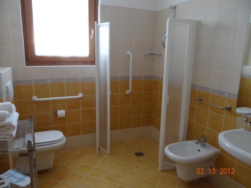 Imagen general del Hotel Mondeval. Foto 11