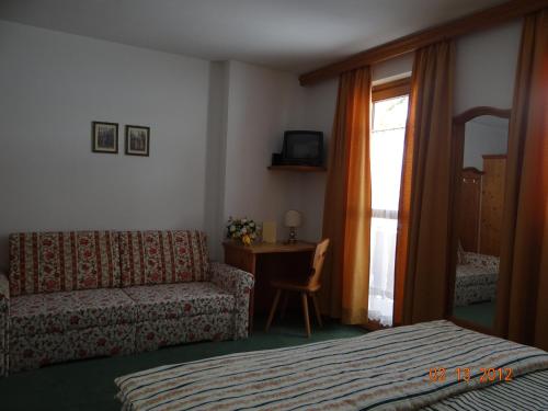 Imagen general del Hotel Mondeval. Foto 15