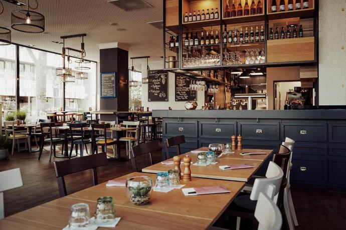 Imagen del bar/restaurante del Hotel Mondial Am Dom Cologne - Mgallery. Foto 2