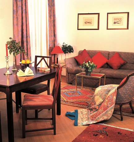 Imagen de los interiores del Hotel Mondial Appartement. Foto 12