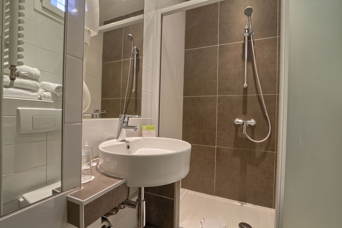 Imagen de la habitación del Hotel Mondial, Bourse. Foto 7