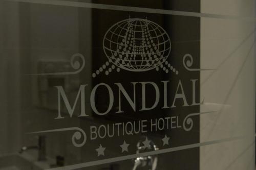 Imagen de la habitación del Hotel Mondial Boutique. Foto 6