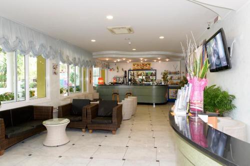 Imagen de la habitación del Hotel Mondial, Cervia. Foto 10