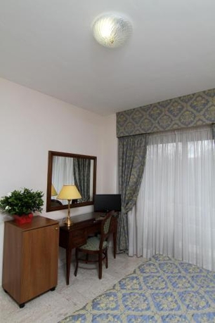 Imagen de la habitación del Hotel Mondial Fiuggi. Foto 6