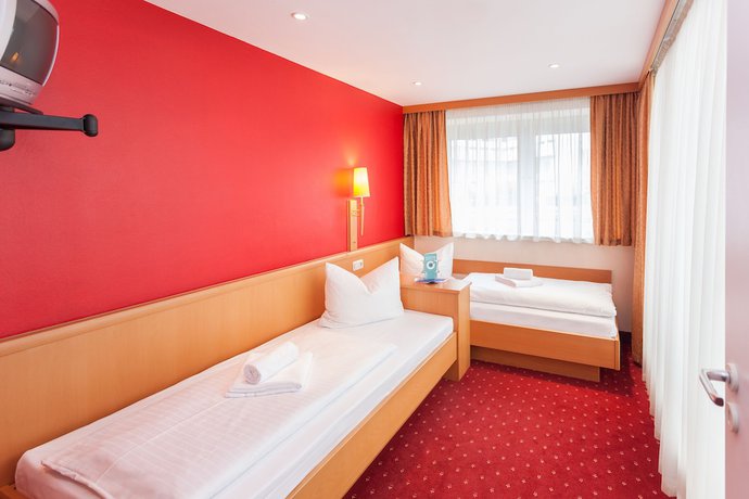 Imagen de la habitación del Hotel Mondial Munich. Foto 12