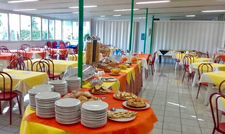 Imagen del bar/restaurante del Hotel Mondial, Praia A Mare. Foto 7