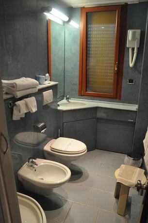 Imagen de la habitación del Hotel Mondial, Rapallo. Foto 7