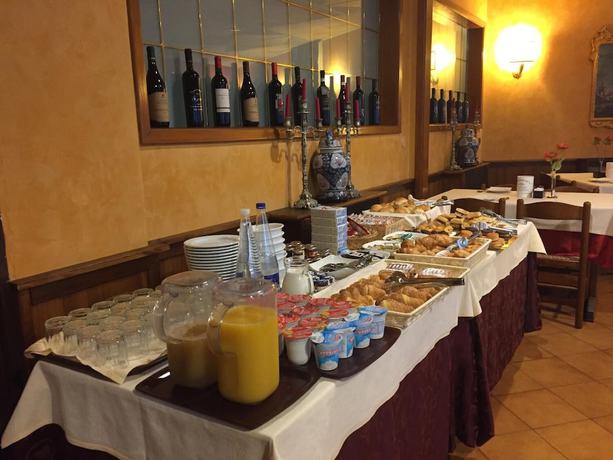 Imagen del bar/restaurante del Hotel Mondial, Rapallo. Foto 4
