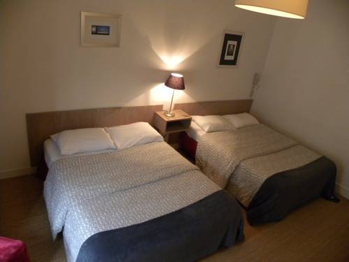 Imagen de la habitación del Hotel Mondial, Tours. Foto 7