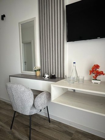 Imagen de la habitación del Hotel Mondo, Budva. Foto 7