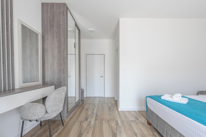 Imagen de la habitación del Hotel Mondo, Budva. Foto 13