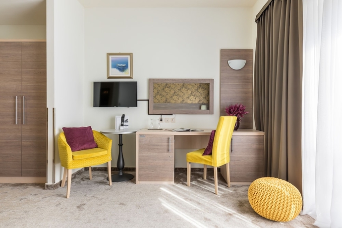 Imagen de la habitación del Hotel Mondo. Foto 5