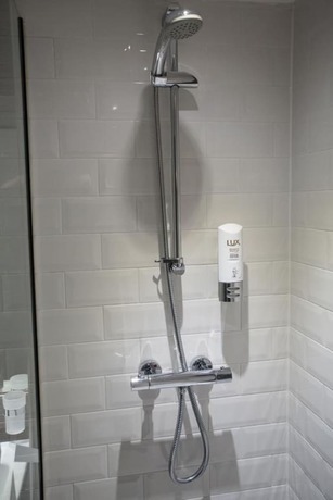 Imagen de la habitación del Hotel Mondo Hotel. Foto 15