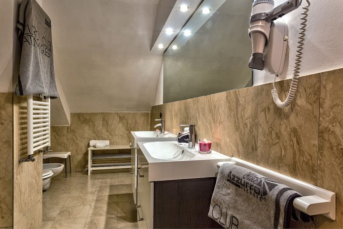Imagen de la habitación del Hotel Mondol&egrave;. Foto 7