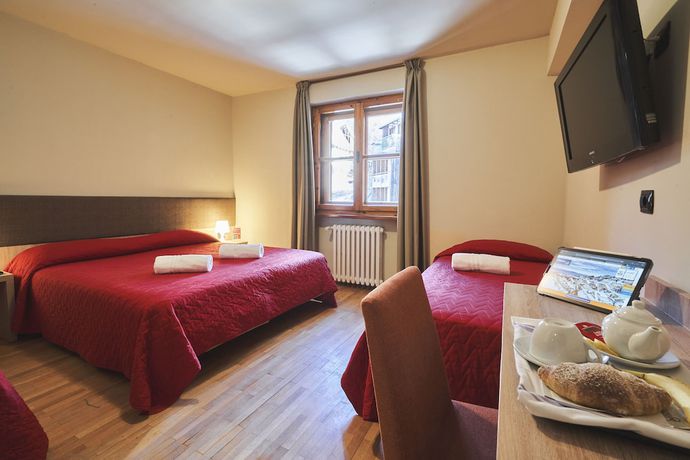 Imagen de la habitación del Hotel Mondol&egrave;. Foto 10