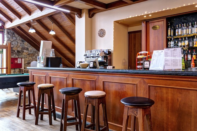 Imagen de los interiores del Hotel Mondol&egrave;. Foto 13