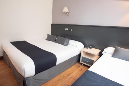 Imagen de la habitación del Hotel Mondrag&oacute;n, Aretxabaleta. Foto 9