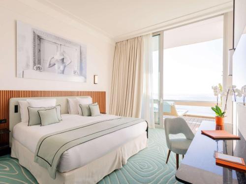 Imagen de la habitación del Hotel Mondrian Cannes. Foto 15