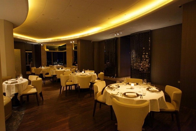 Imagen del bar/restaurante del Hotel Mondrian Hong Kong (coming Soon). Foto 4