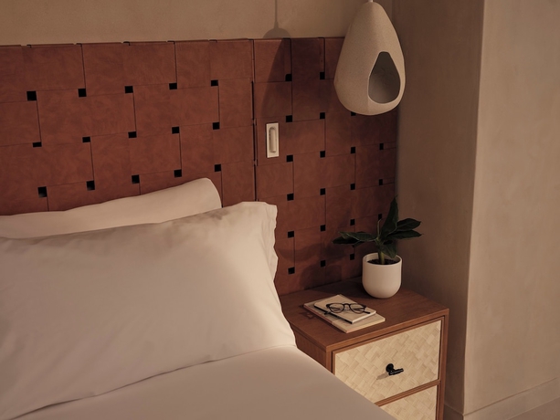 Imagen de la habitación del Hotel Mondrian Ibiza. Foto 13