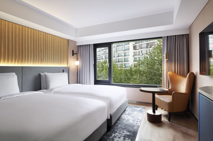 Imagen de la habitación del Hotel Mondrian Seoul Itaewon. Foto 10