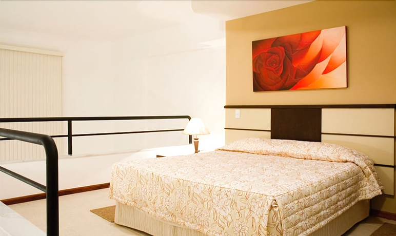 Imagen de la habitación del Hotel Mondrian Suite. Foto 2