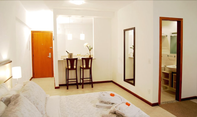 Imagen de la habitación del Hotel Mondrian Suite. Foto 6